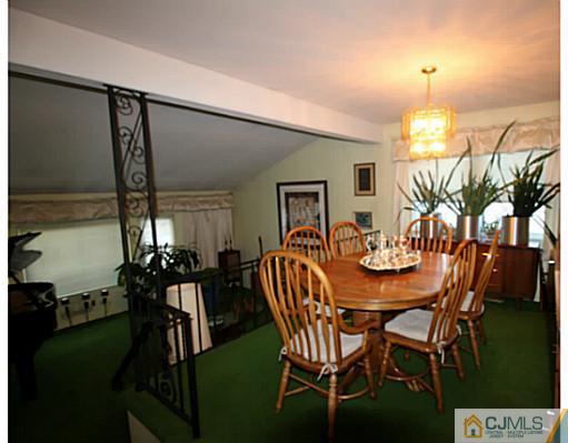 52 Dutch Road East Brunswick, NJ 08816 - Photo 8 of 22 Gallery Image 8