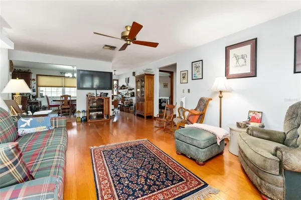 $999,999 | 1327 Highway 40, Astor, FL 32102