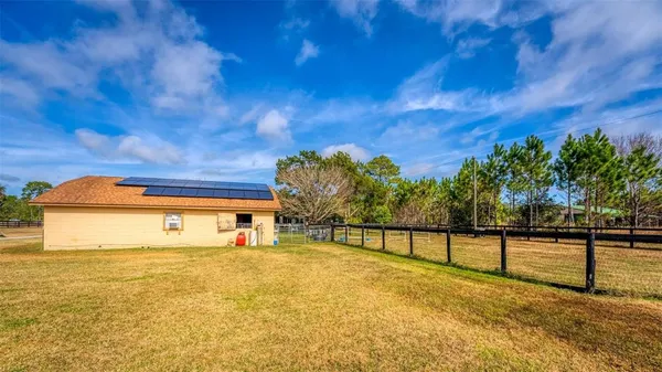 $999,999 | 1327 Highway 40, Astor, FL 32102