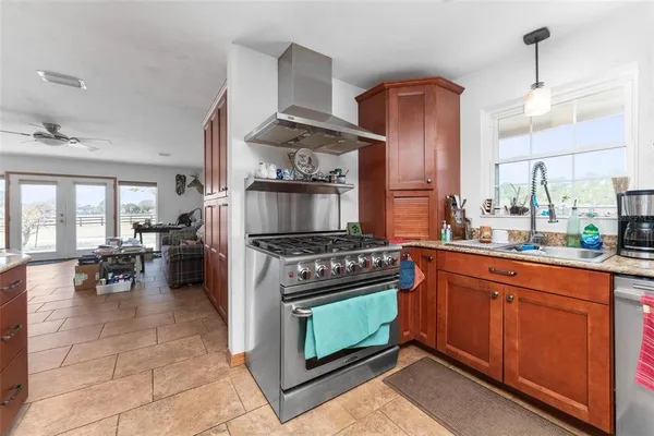 $999,999 | 1327 Highway 40, Astor, FL 32102