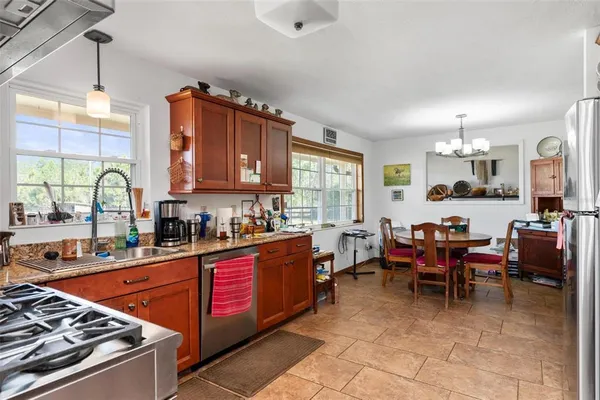 $999,999 | 1327 Highway 40, Astor, FL 32102