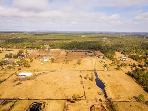 $999,999 | 1327 Highway 40, Astor, FL 32102