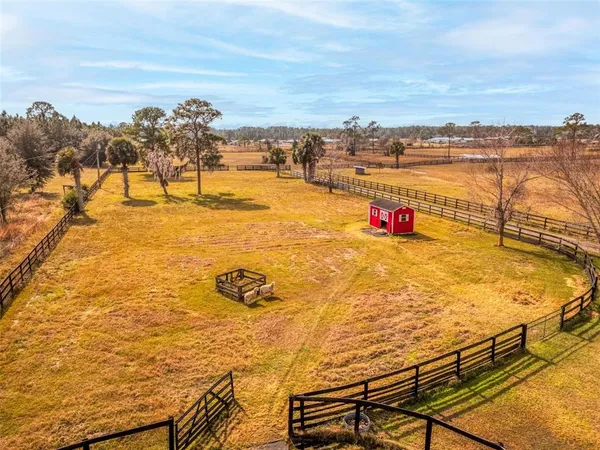 $999,999 | 1327 Highway 40, Astor, FL 32102