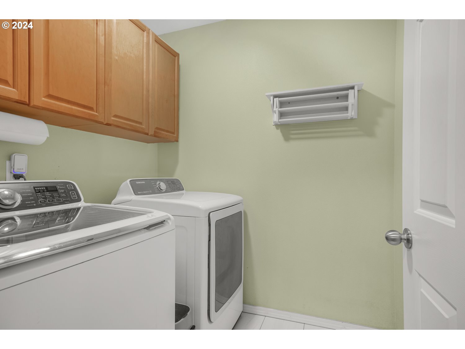 4412 Northwest 12th Avenue Camas, WA 98607 - Photo 25 of 33 a utility room with dryer and washer