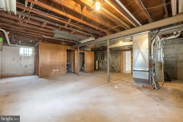 $1,000,000 | 9 Walnut Ridge Road, Wilmington, DE 19807