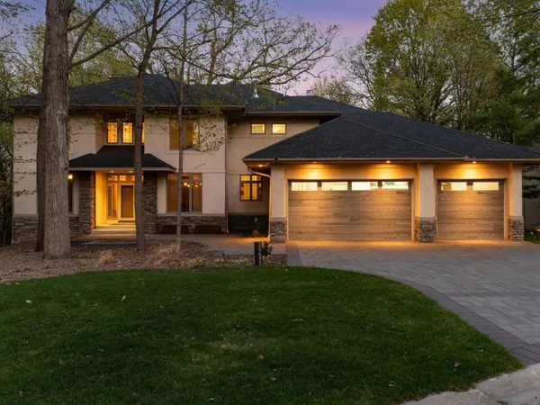 $1,700,000 | 25695 Maple View Court, Shorewood, MN 55331