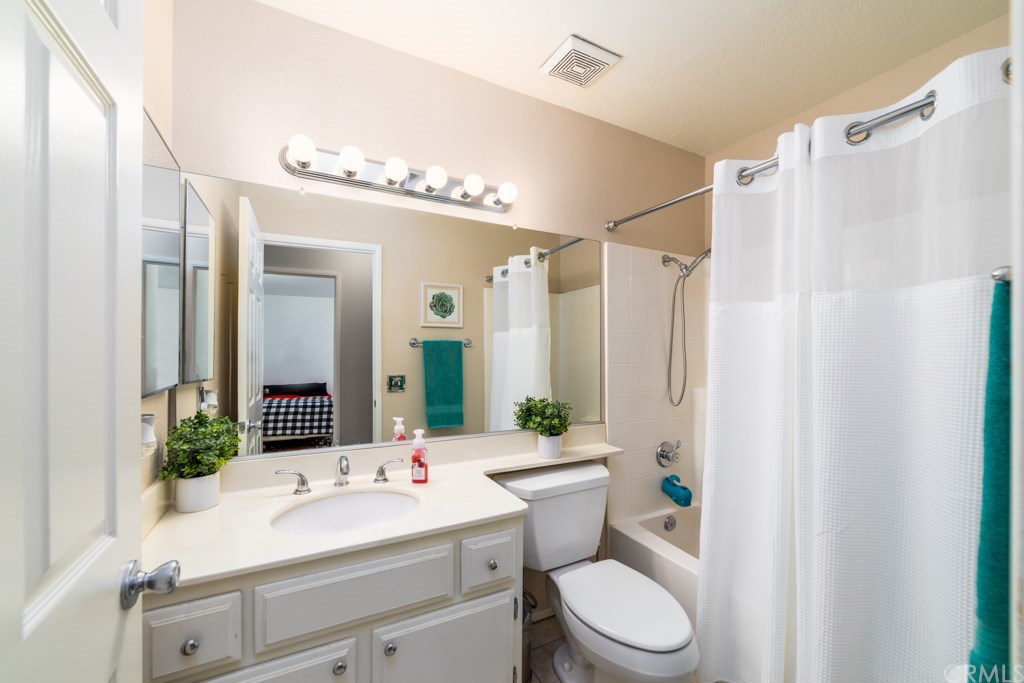 19359 Bridgewater Lane Riverside, CA 92508 - Photo 34 of 39