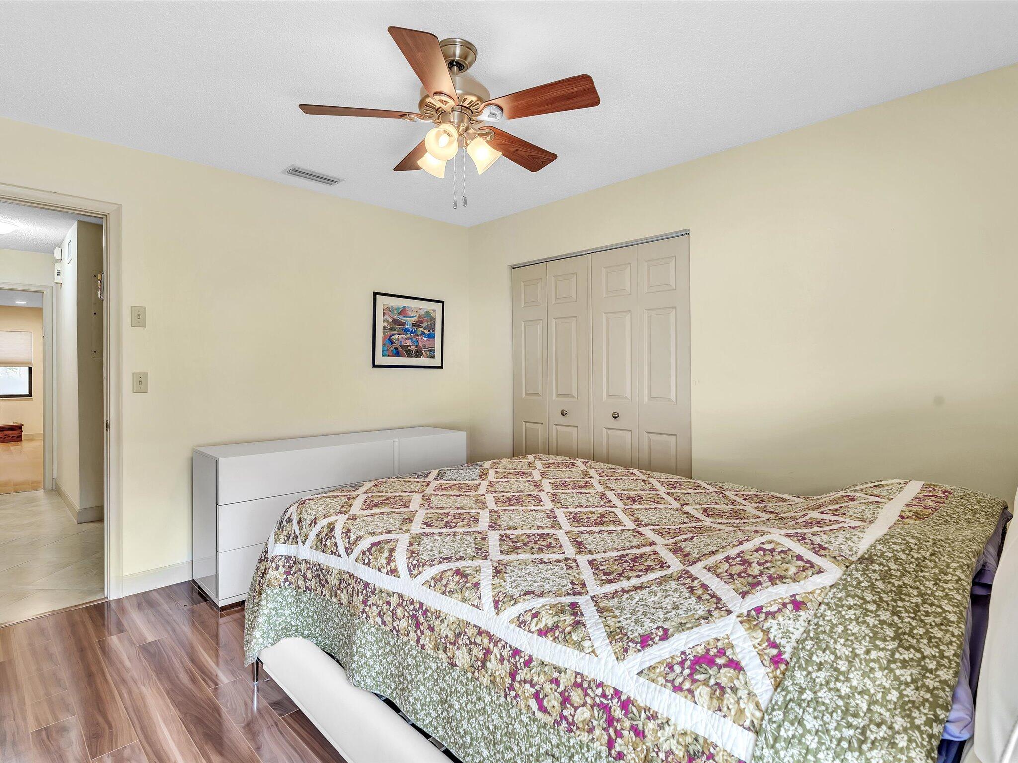 10941 Lake Front Place Boca Raton, FL 33498 - Photo 28 of 36 51-DSC00271