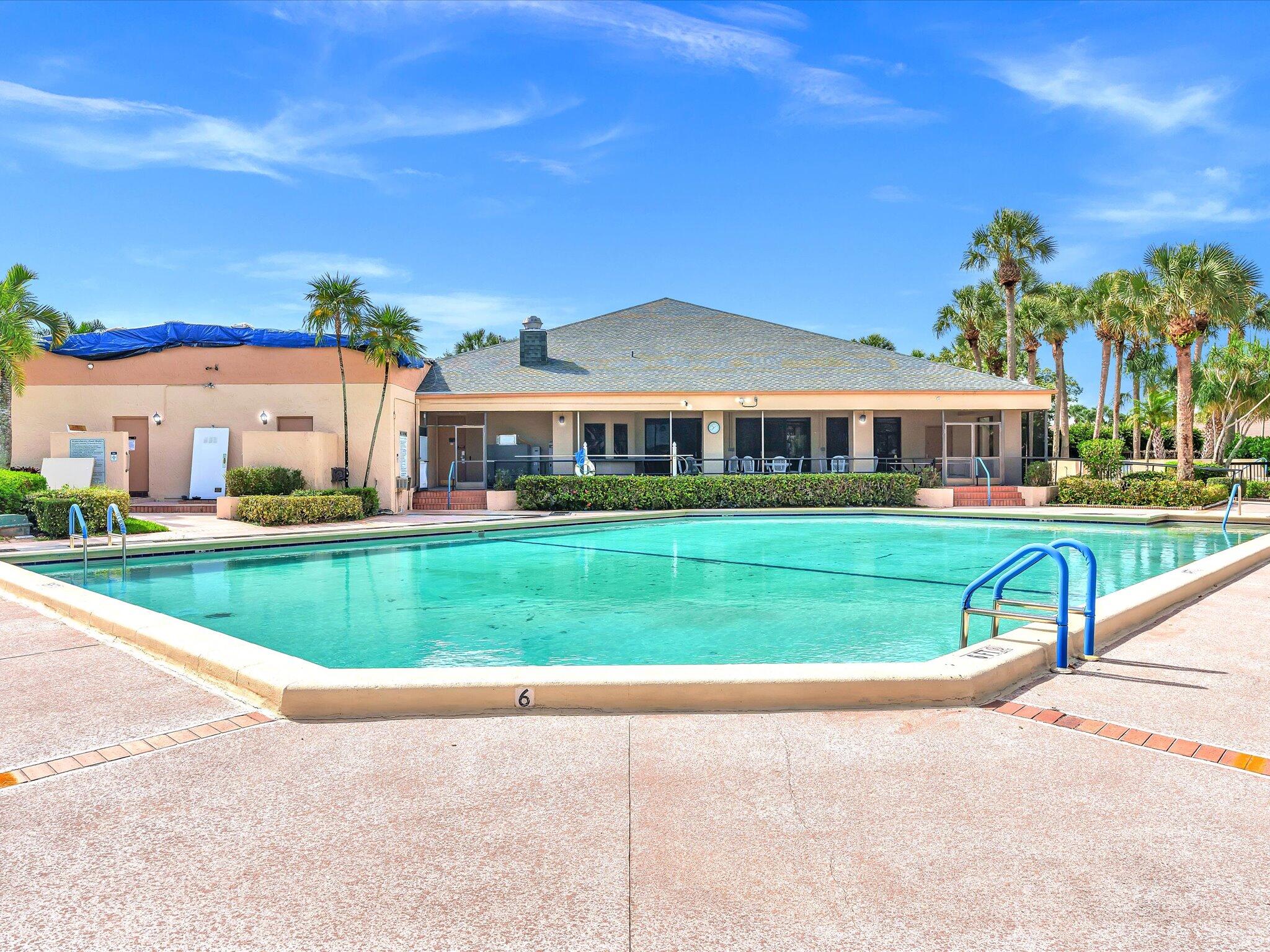 10941 Lake Front Place Boca Raton, FL 33498 - Photo 33 of 36 55-DSC00291