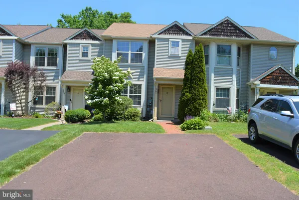 $2,200 | 361 Kent Lane, Perkasie, PA 18944