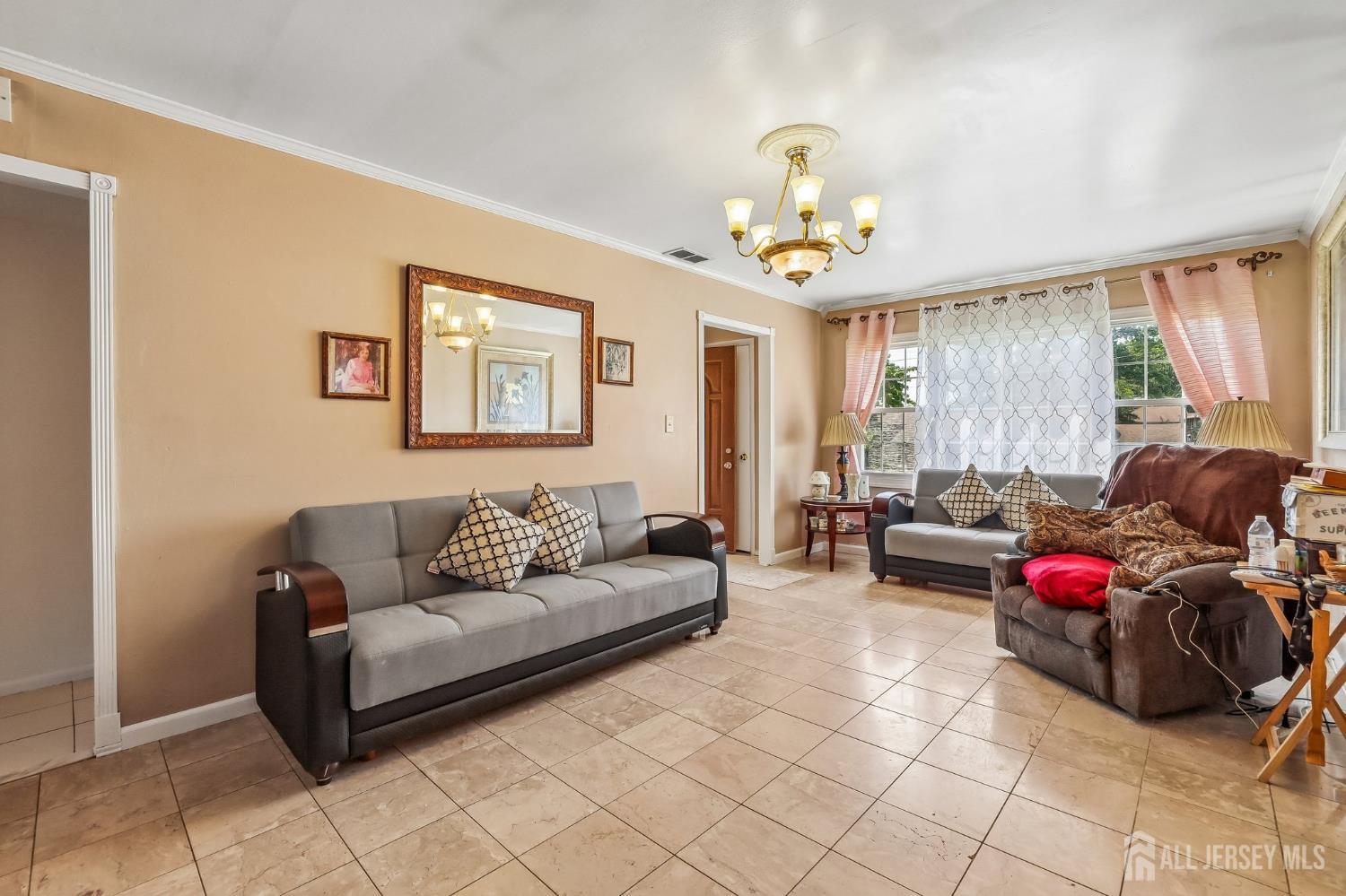 57 Gurley Road Edison, NJ 08817 - Photo 5 of 24 Gallery Image 5