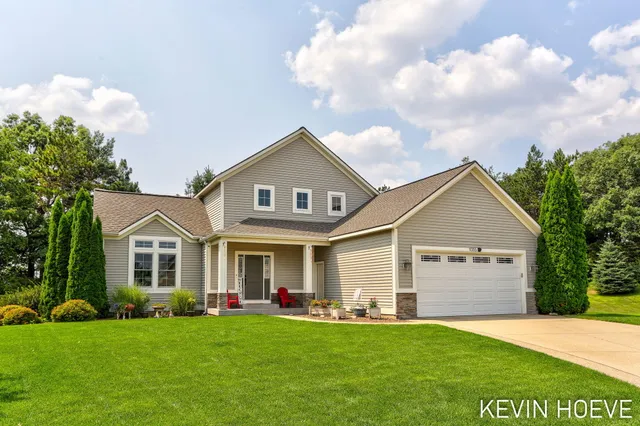 $565,999 | 9355 Windward Drive, West Olive, MI 49460