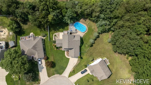 $565,999 | 9355 Windward Drive, West Olive, MI 49460