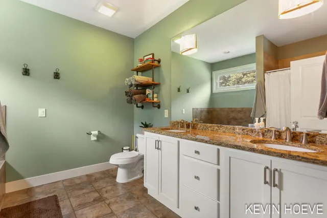 $565,999 | 9355 Windward Drive, West Olive, MI 49460