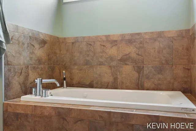 $565,999 | 9355 Windward Drive, West Olive, MI 49460