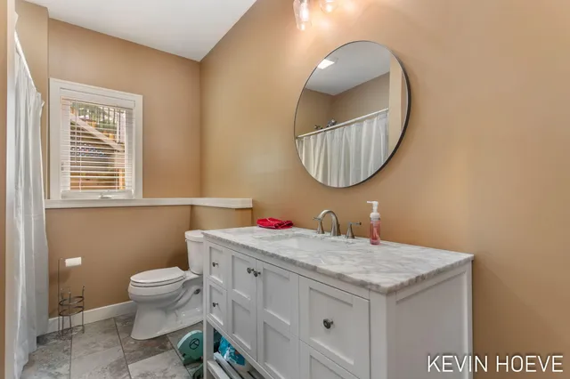 $565,999 | 9355 Windward Drive, West Olive, MI 49460