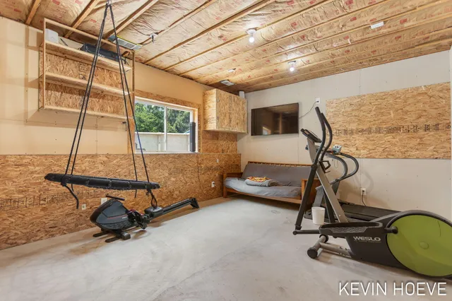 $565,999 | 9355 Windward Drive, West Olive, MI 49460