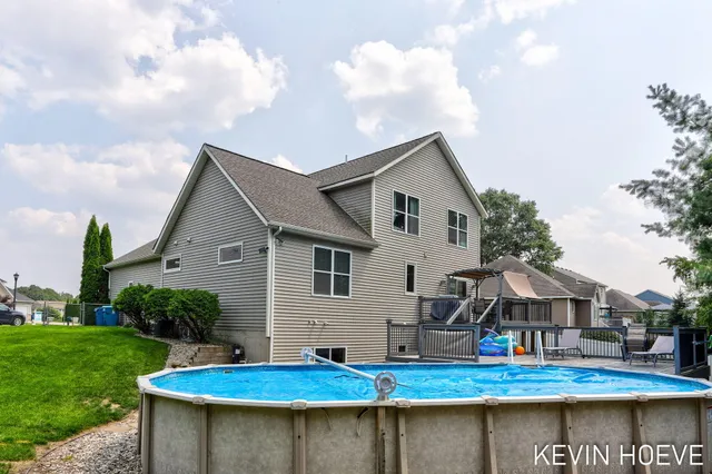 $565,999 | 9355 Windward Drive, West Olive, MI 49460