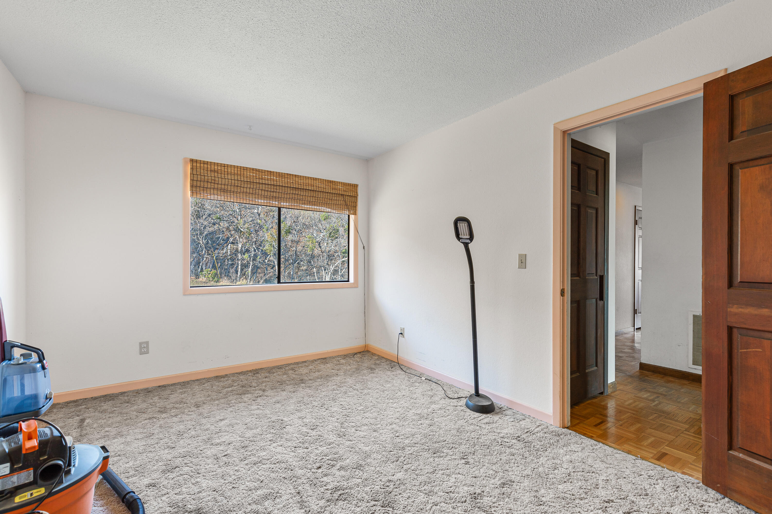 4262 Clayton Road Ashland, OR 97520 - Photo 32 of 54 Bedroom #2.