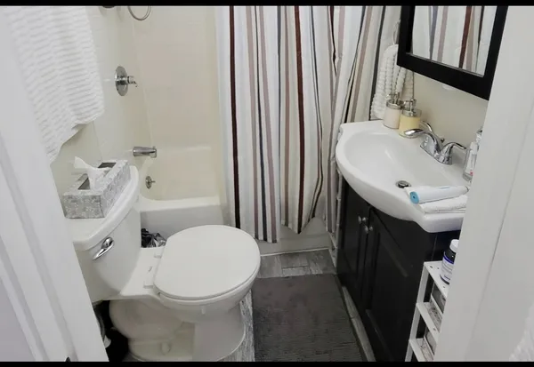 $1,545 | 648 West Roscoe Street, Unit NGD, Chicago, IL 60657