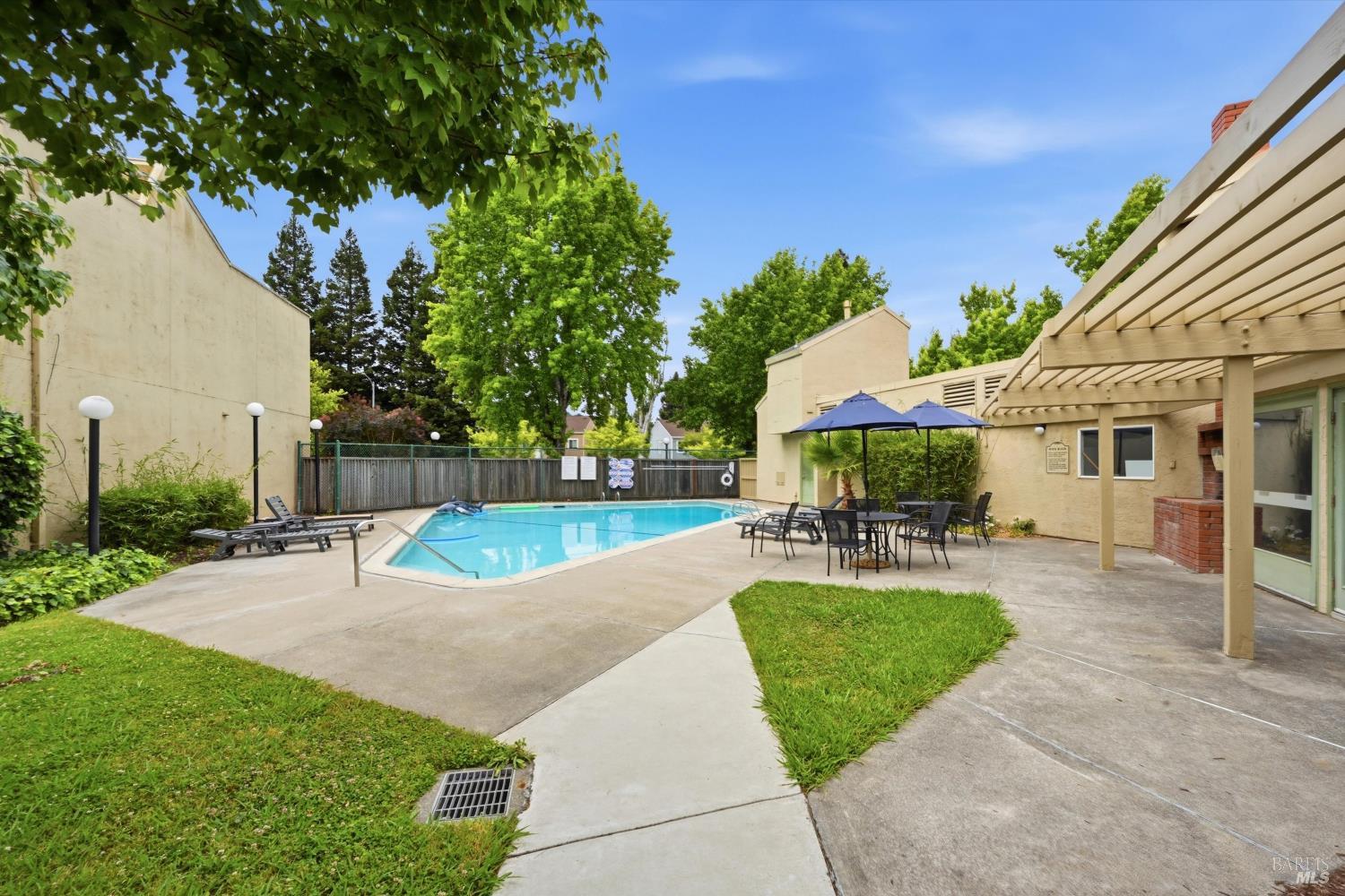 3012 Yulupa Avenue Santa Rosa, CA 95405 - Photo 23 of 24