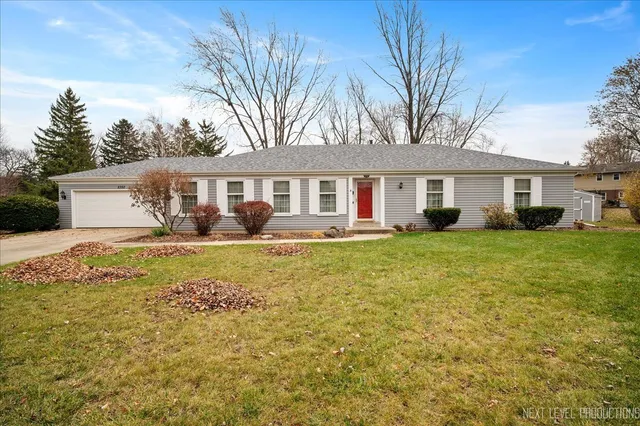 $415,000 | 2350 Tanglewood Court, Aurora, IL 60506