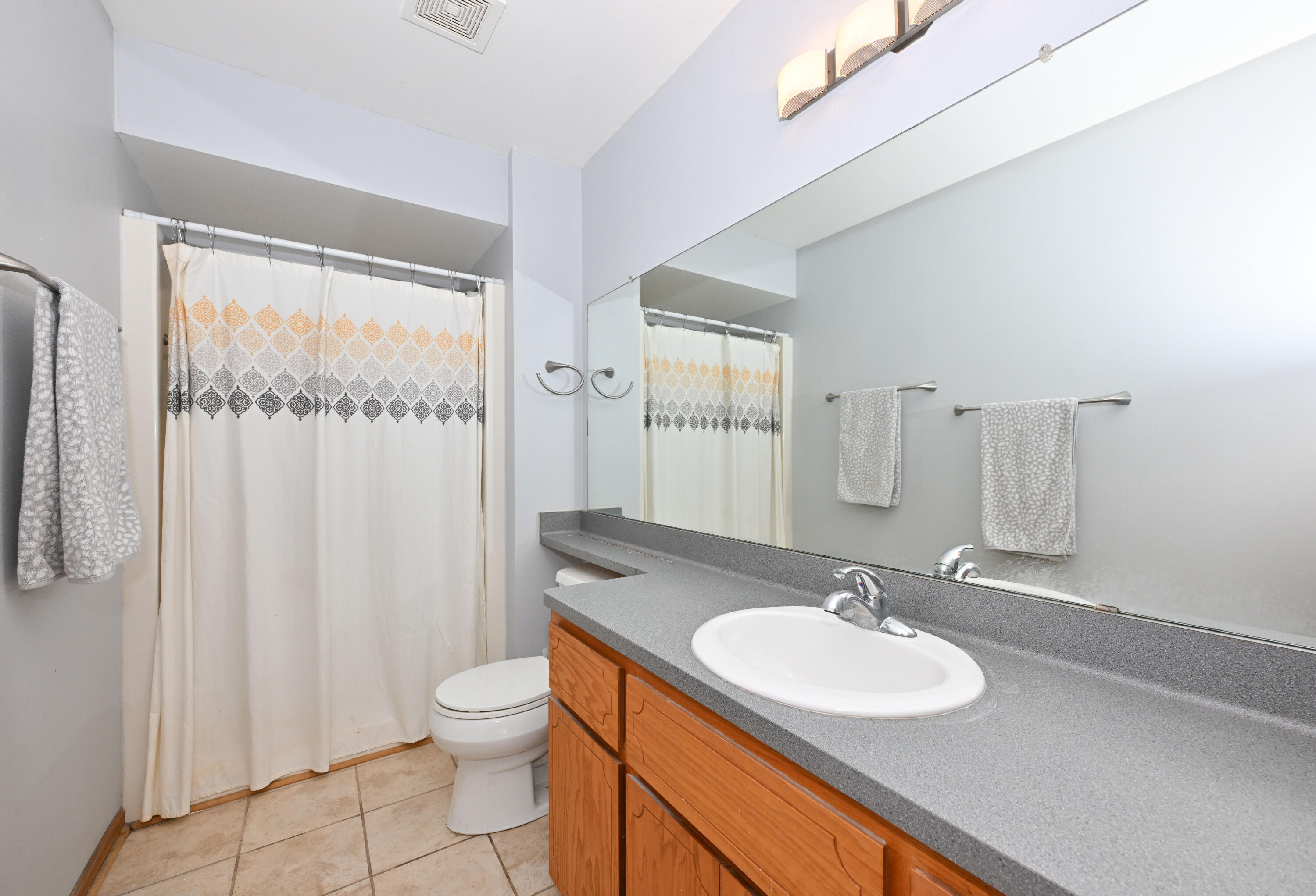 118 McKenzie Road Mukwonago, WI 53149 - Photo 19 of 36 Primary Bathroom
