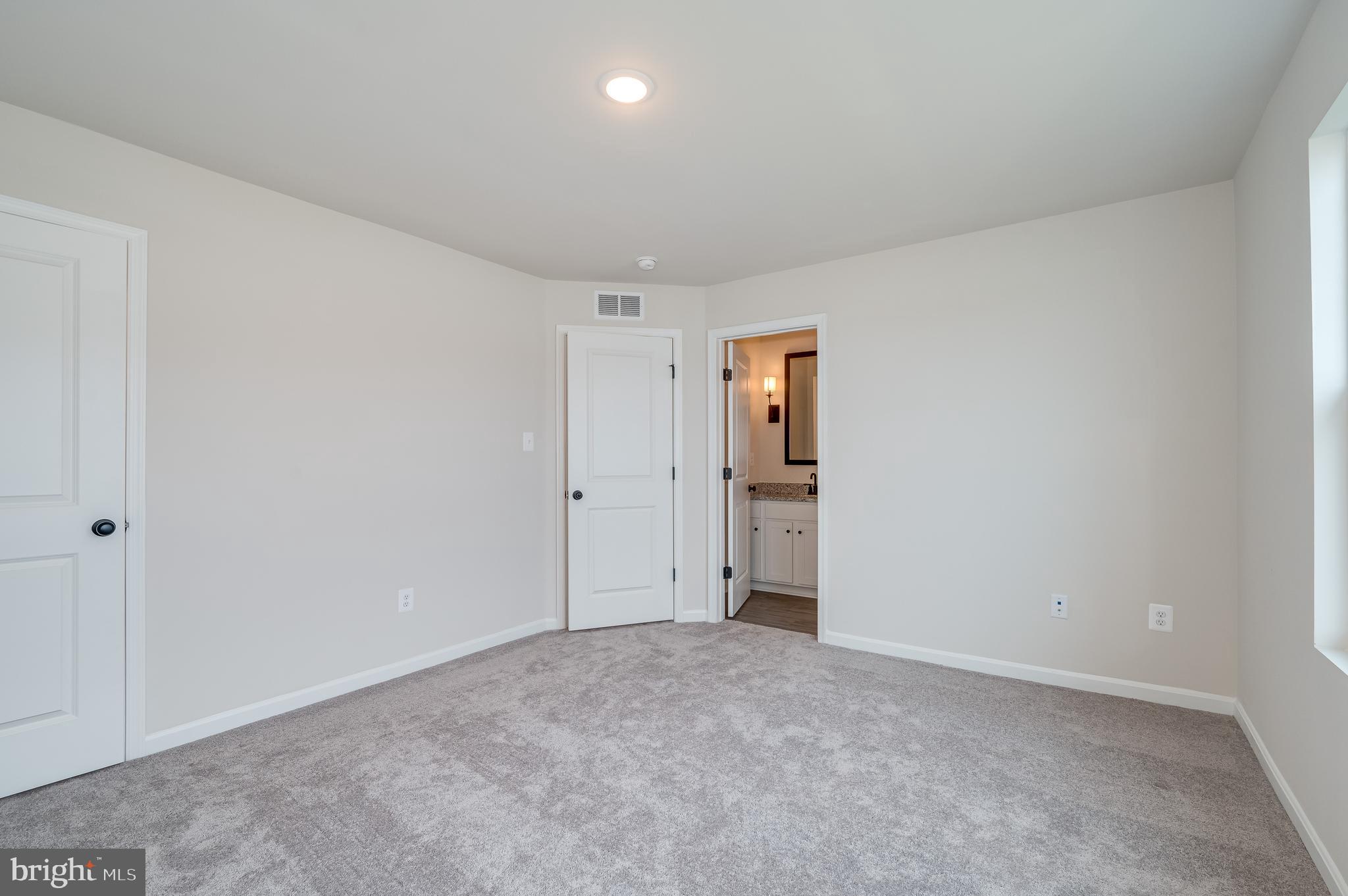 164 Rabbit Road Hedgesville, WV 25427 - Photo 38 of 41 a view of an empty room