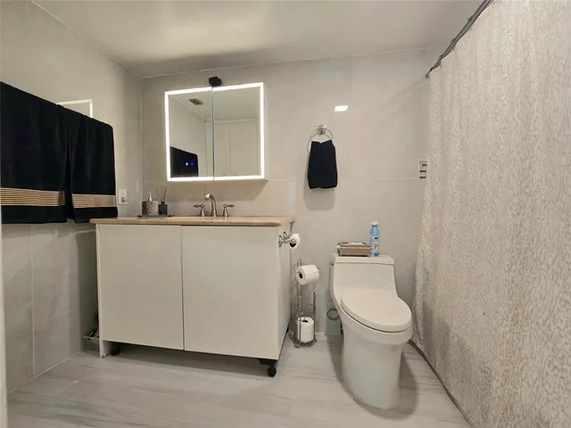 $3,000 | 2504 Antigua Terrace, Unit E2, Coconut Creek, FL 33066