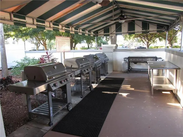 $3,000 | 2504 Antigua Terrace, Unit E2, Coconut Creek, FL 33066