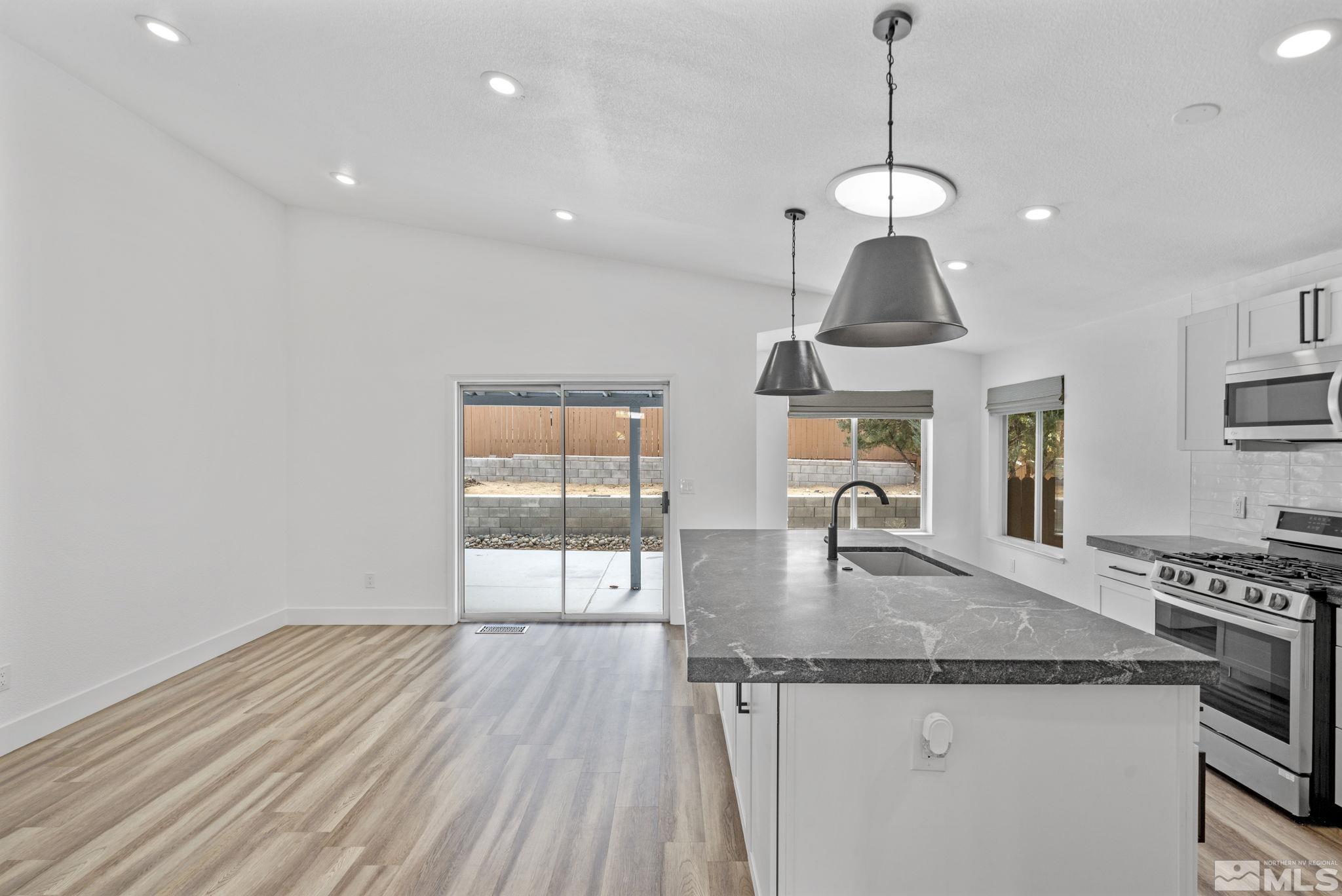 910 University Green Court Reno, NV 89512 - Photo 10 of 40 Photo 10
