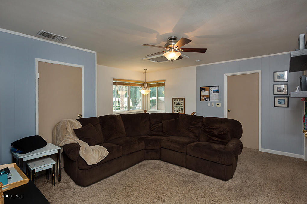 736 Talbert Avenue Simi Valley, CA 93065 - Photo 16 of 30 Talbert16-mls