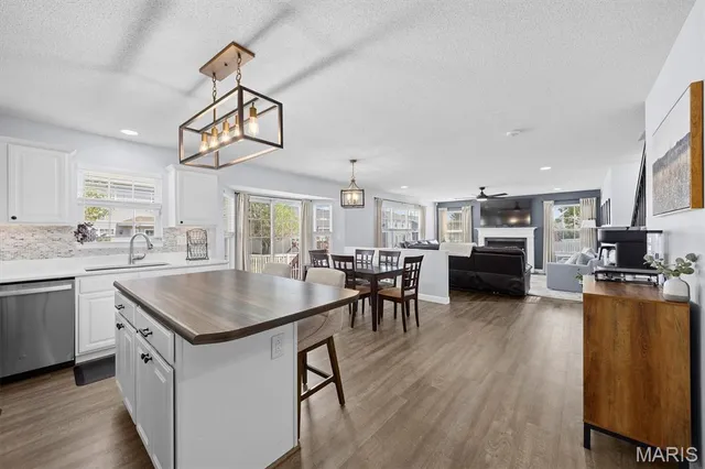 $449,000 | 853 Bassett Street, O'Fallon, IL 62269