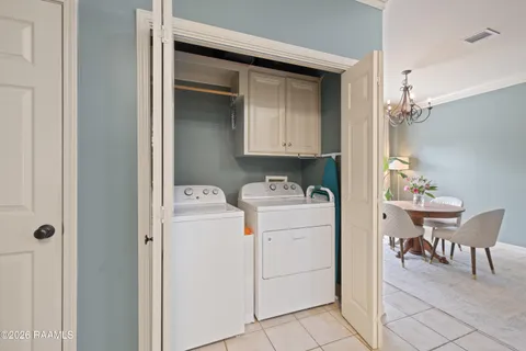 $247,000 | 406 Deer Meadow Boulevard, Broussard, LA 70518