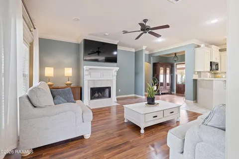 $247,000 | 406 Deer Meadow Boulevard, Broussard, LA 70518