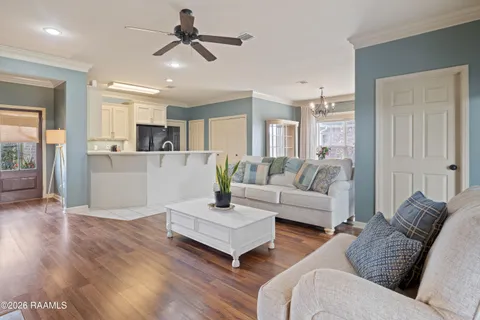 $247,000 | 406 Deer Meadow Boulevard, Broussard, LA 70518