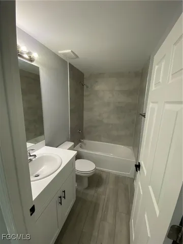 $1,850 | 1867 Maiden Street, Lehigh Acres, FL 33972