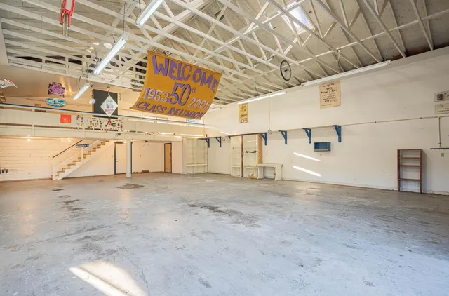 $1,175,000 | 17777 Vierra Canyon Road, Salinas, CA 93907