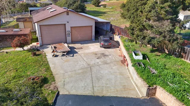 $1,175,000 | 17777 Vierra Canyon Road, Salinas, CA 93907