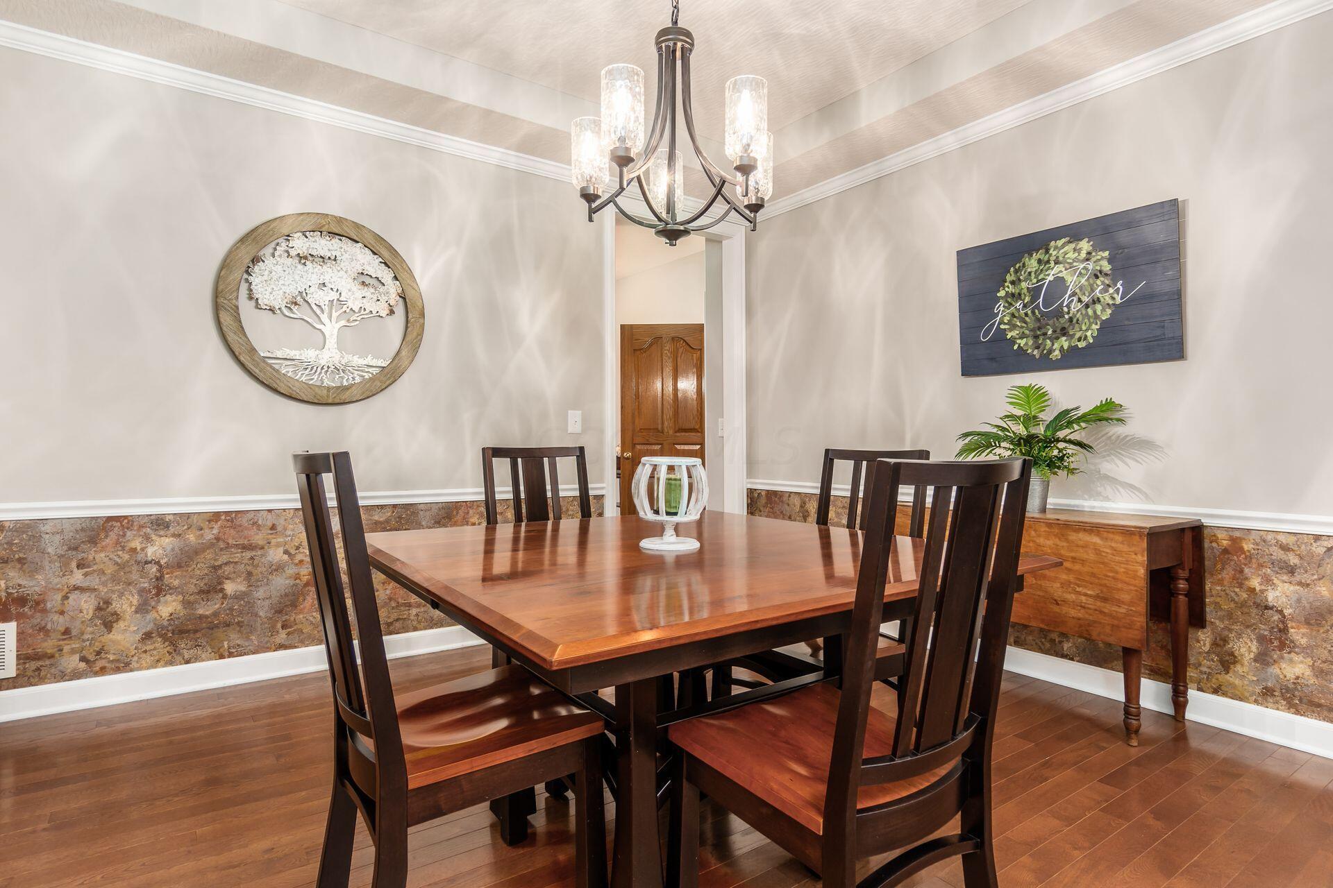 7380 Red Bank Road Westerville, OH 43082 - Photo 37 of 84 Formal dining room
