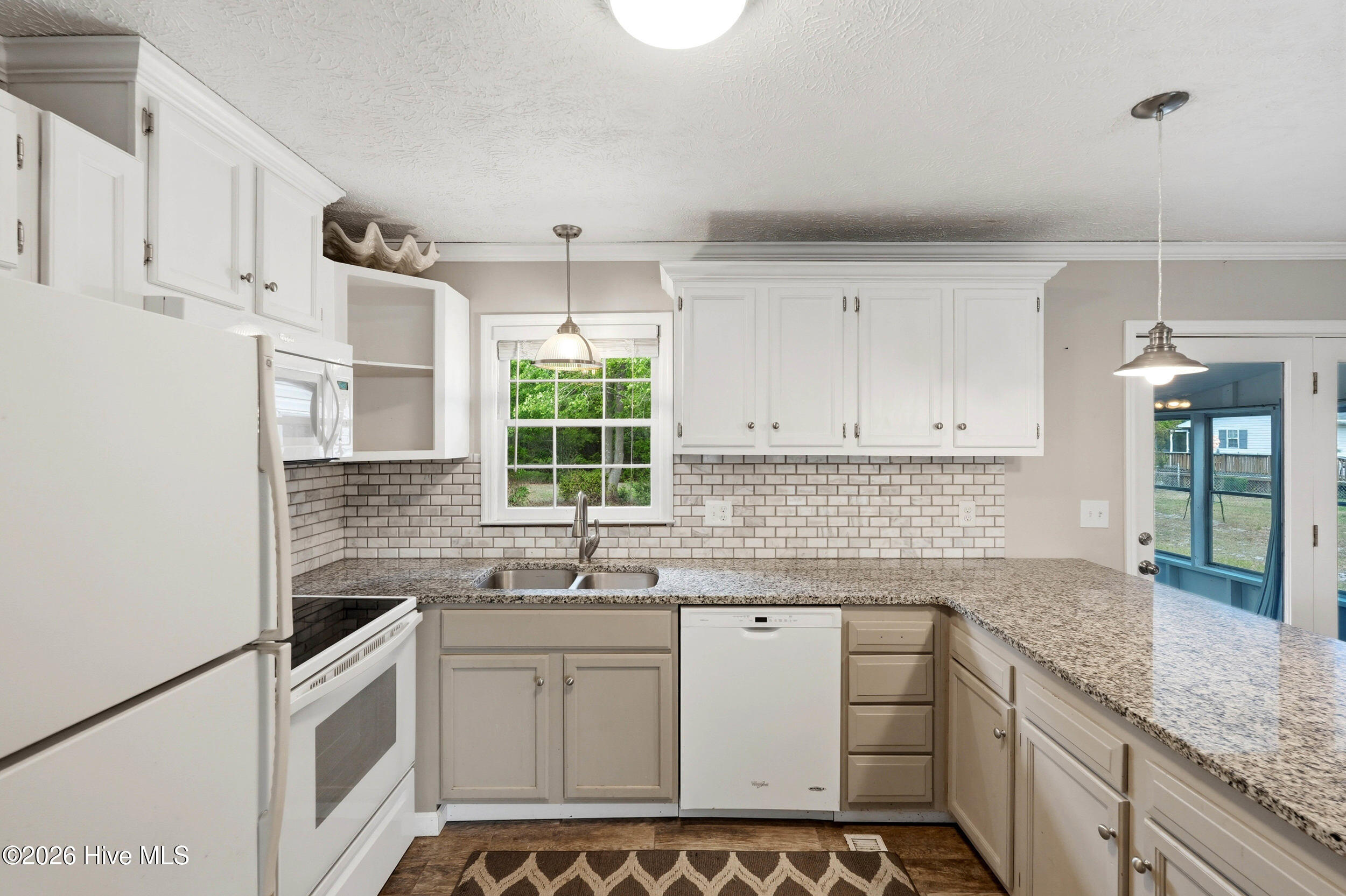 879 Bricklanding Road Southwest Shallotte, NC 28470 - Photo 10 of 56 Kitchen