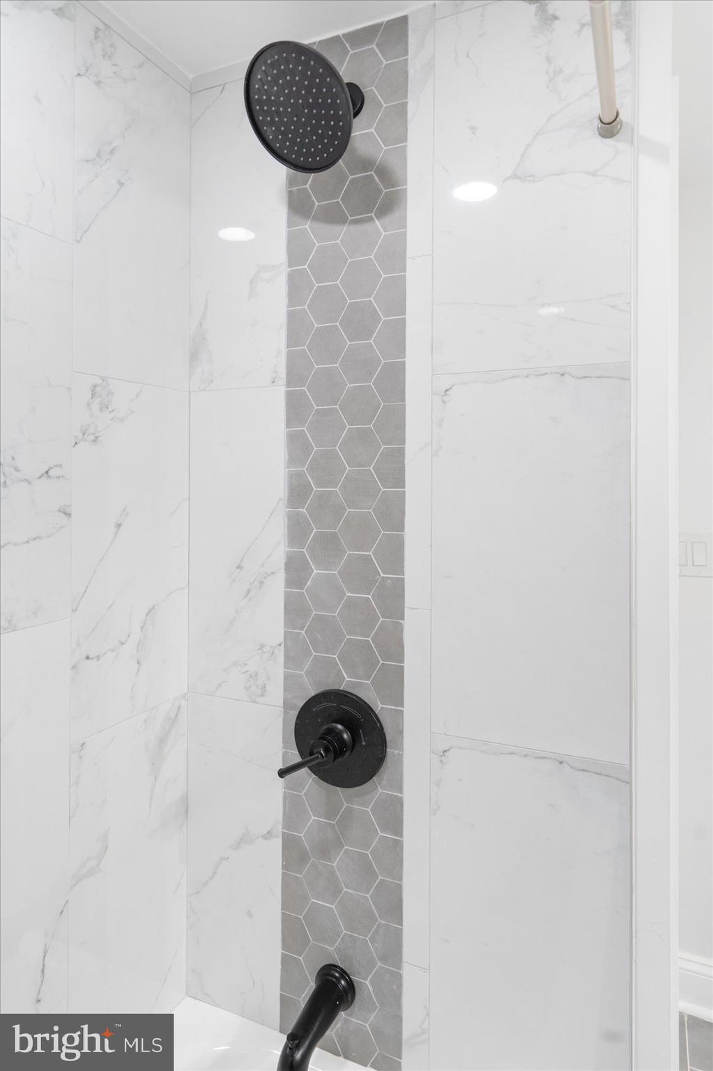 553 Ridge Road Westminster, MD 21157 - Photo 24 of 39 Custom Tile