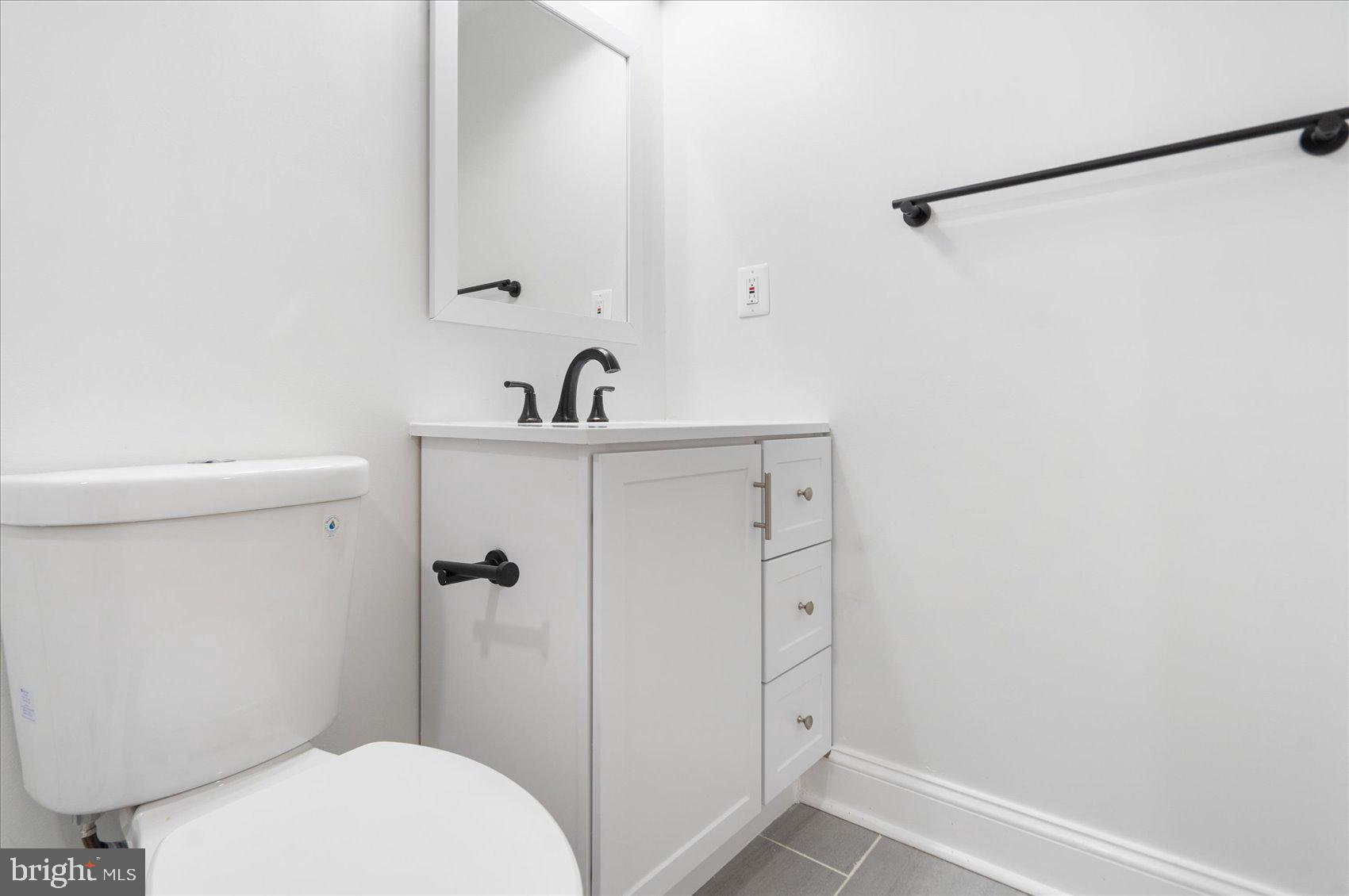 553 Ridge Road Westminster, MD 21157 - Photo 29 of 39 Bath