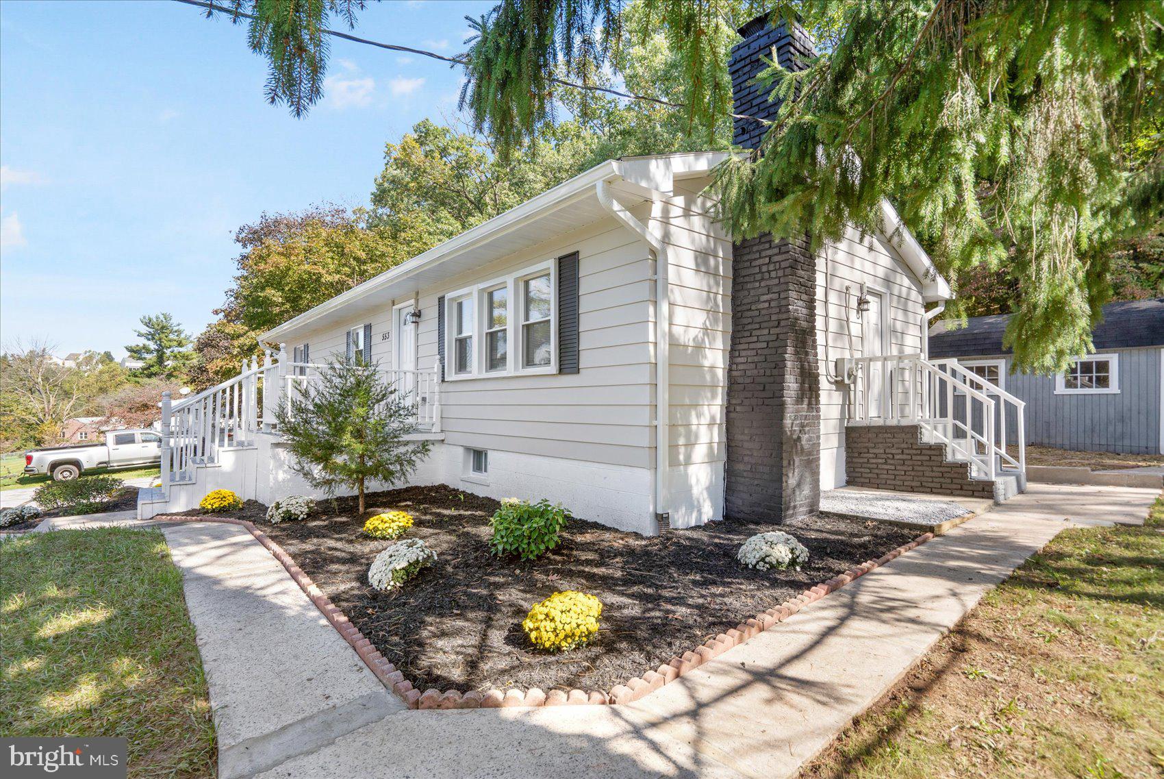 553 Ridge Road Westminster, MD 21157 - Photo 3 of 39 Side