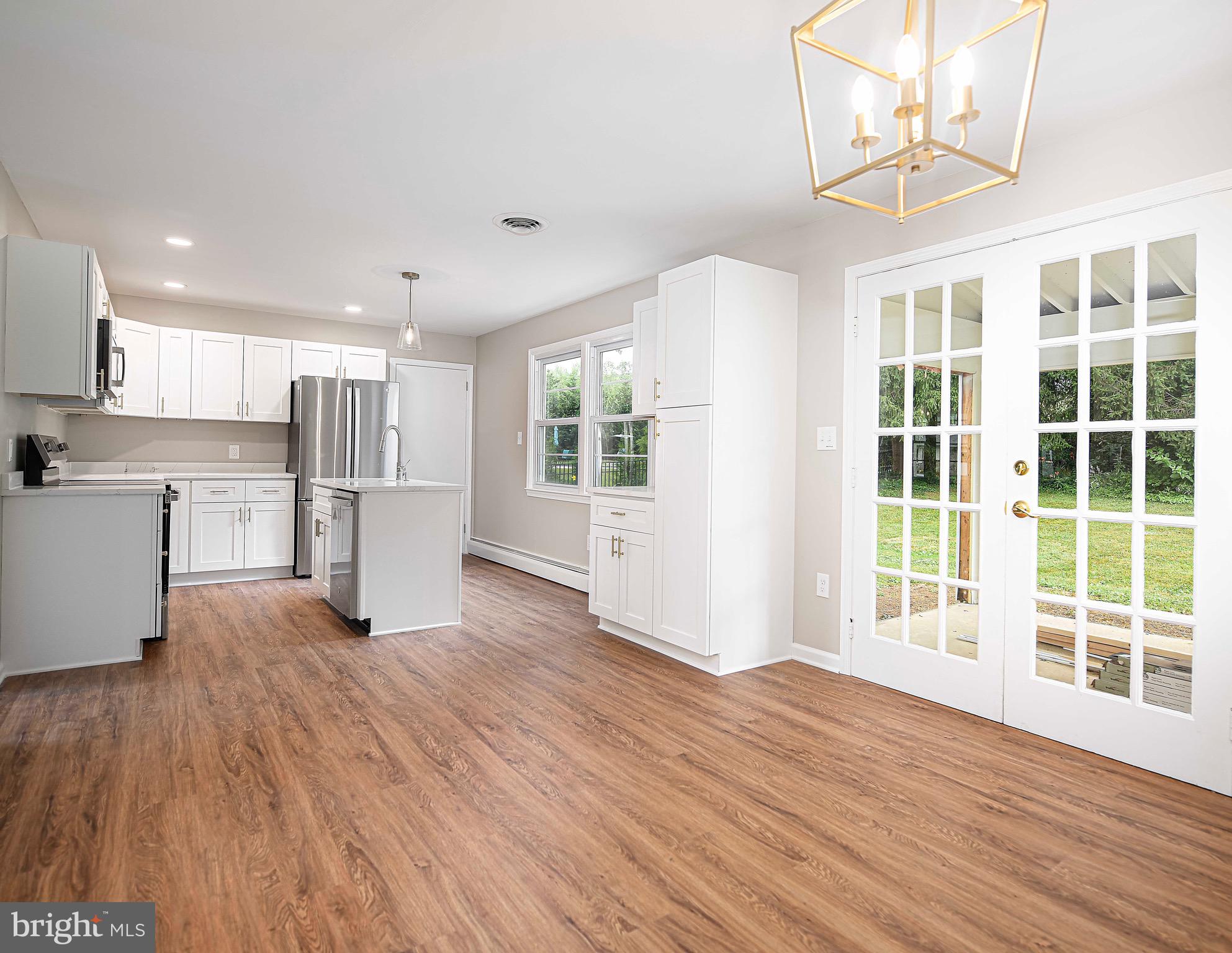 601 Southgate Road Aberdeen, MD 21001 - Photo 13 of 28 Kitchen and Breakfast Nook