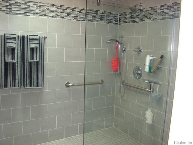 1599 Rulane Drive Lapeer, MI 48446 - Photo 22 of 60 DSC09347.jpg