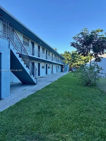 $1,650 | 129 Northeast 80th Terrace, Unit 8, Miami, FL 33138