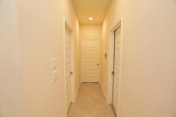 $220,000 | 2051 West Darlington Oak Court, Conroe, TX 77304