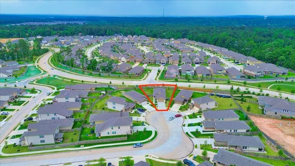 $220,000 | 2051 West Darlington Oak Court, Conroe, TX 77304