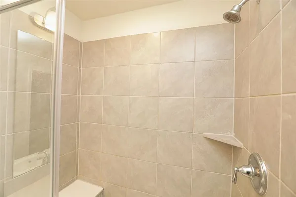 $220,000 | 2051 West Darlington Oak Court, Conroe, TX 77304